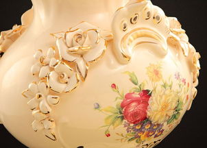 梵莎奇花器 歐式鎏金工藝與瓷土彩繪的完美融合